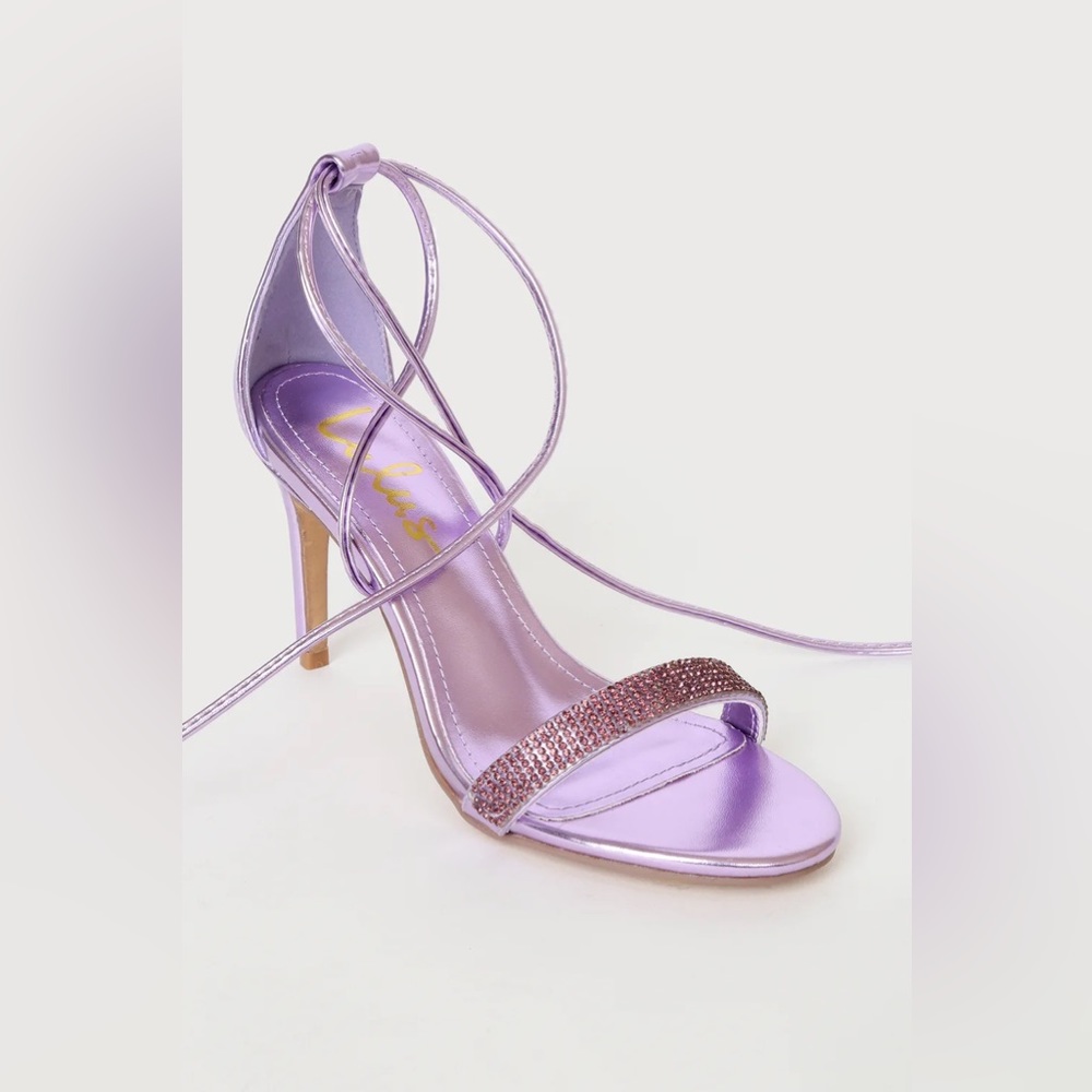 Lulu’s heels 💜 - Picture 2 of 5